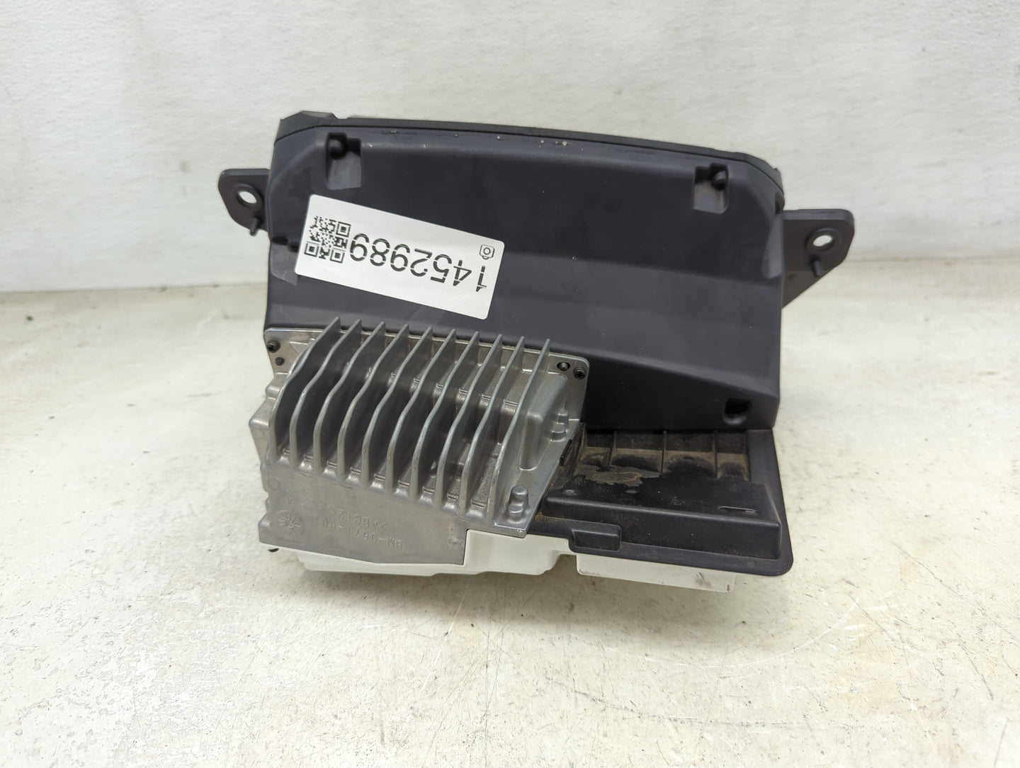 2021-2021 Bmw 330i Information Display Screen - Oemusedautoparts1.com