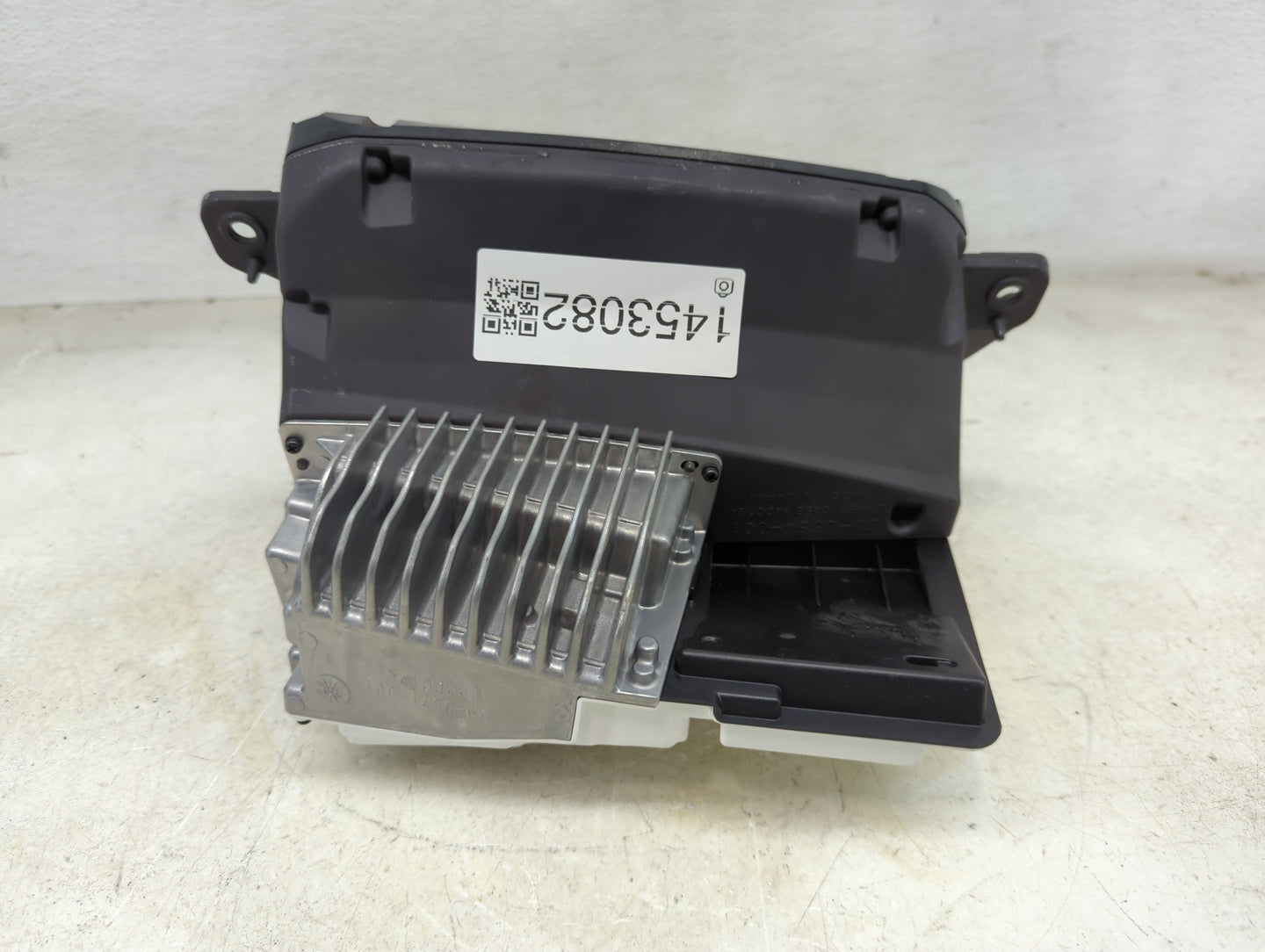 2019-2021 Bmw 330i Information Display Screen - Oemusedautoparts1.com