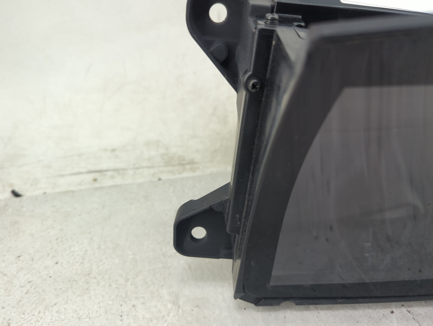 2019-2021 Bmw 330i Information Display Screen - Oemusedautoparts1.com