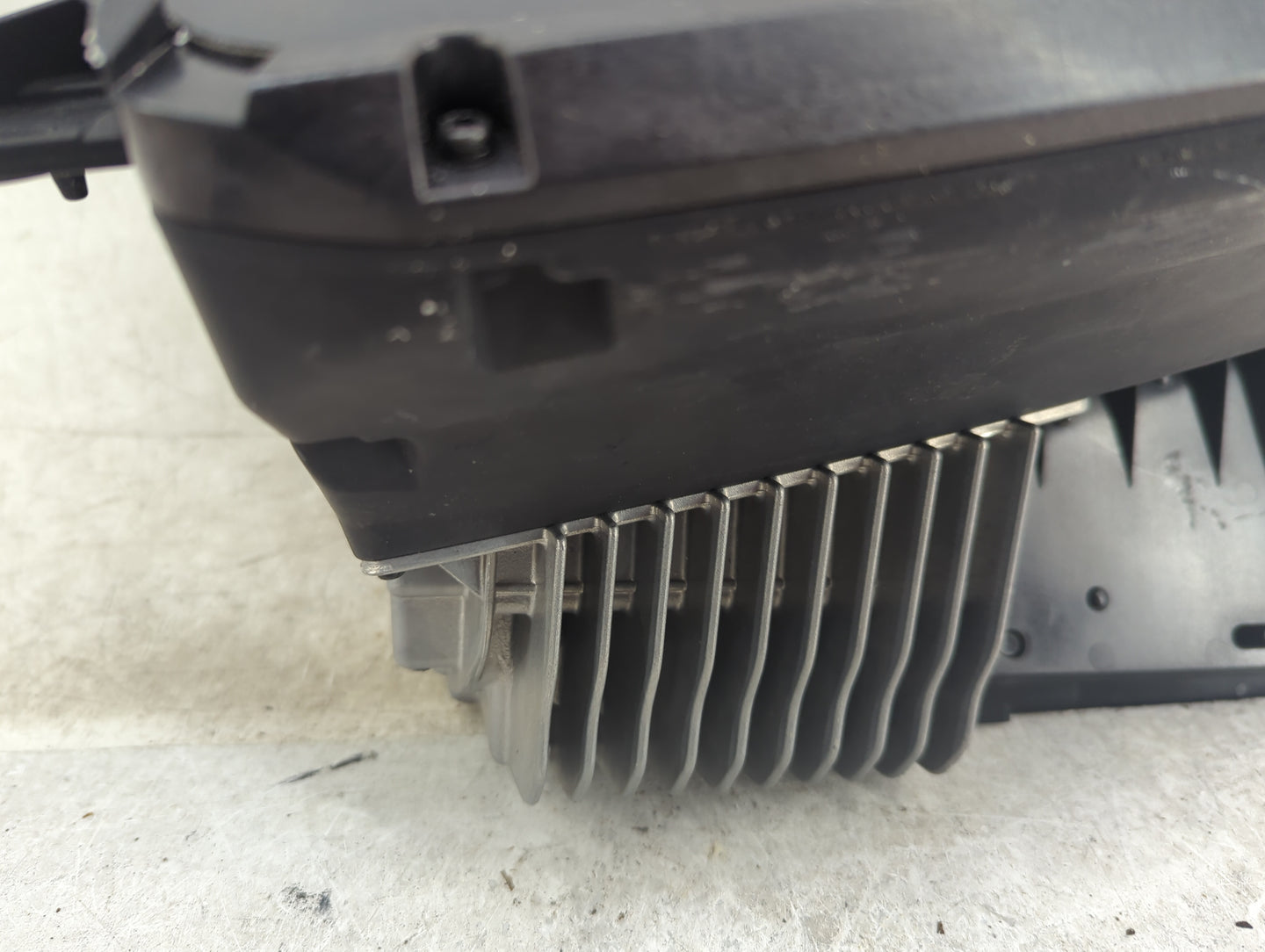 2021-2021 Bmw 330i Information Display Screen - Oemusedautoparts1.com