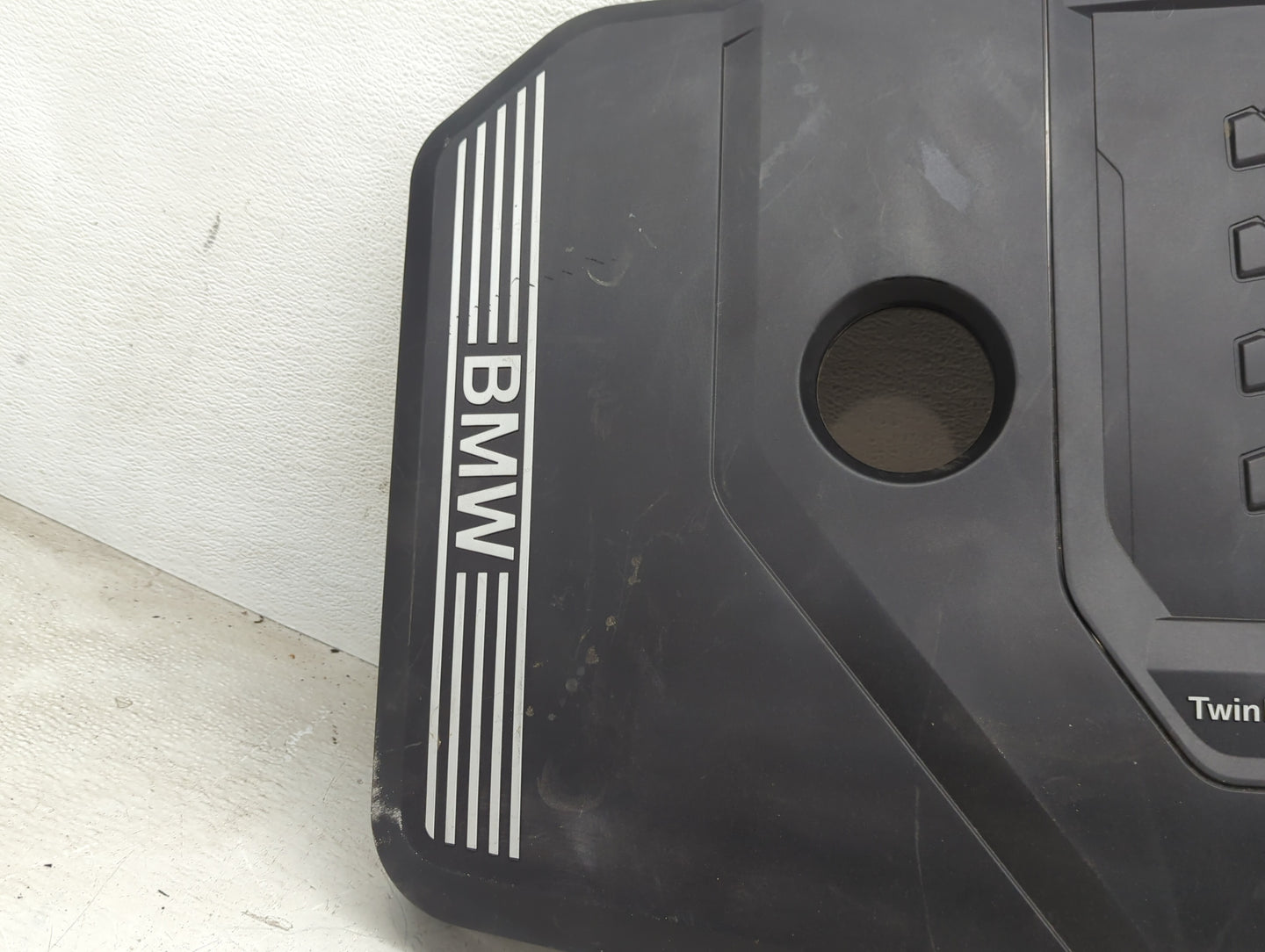 2021 Bmw 330i Engine Cover - Oemusedautoparts1.com