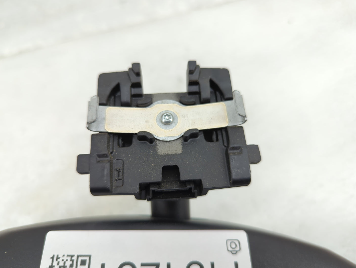 2021 Bmw 330i Interior Rear View Mirror Replacement OEM P/N:048370 GNTX-1327 Fits OEM Used Auto Parts - Oemusedautoparts1.co