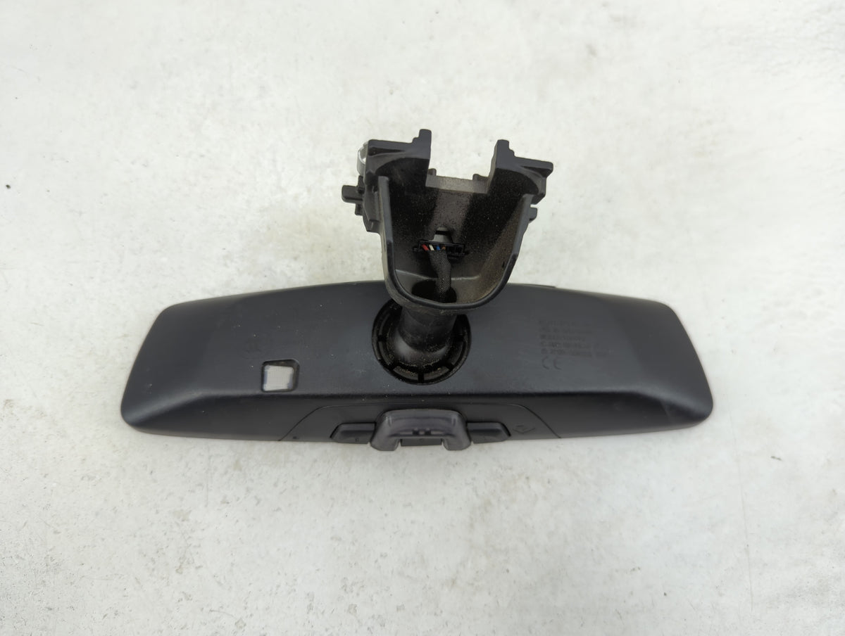2021 Bmw 330i Interior Rear View Mirror Replacement OEM P/N:048370 GNTX-1327 Fits OEM Used Auto Parts - Oemusedautoparts1.co