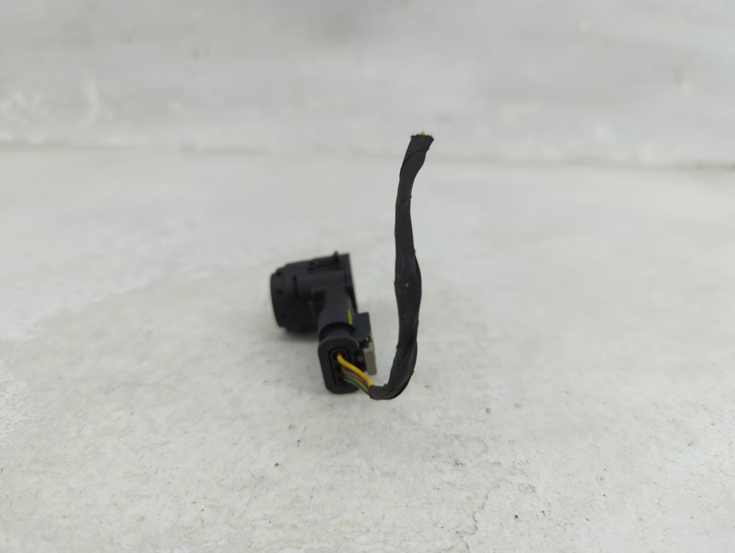 2021 Bmw 330i Front Park Assist Sensor White 1456301 - Oemusedautoparts1.com