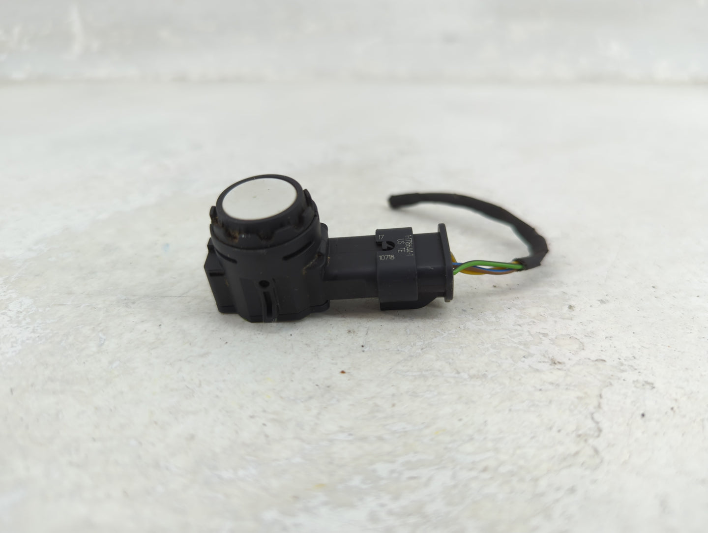 2021 Bmw 330i Front Park Assist Sensor White 1456301 - Oemusedautoparts1.com