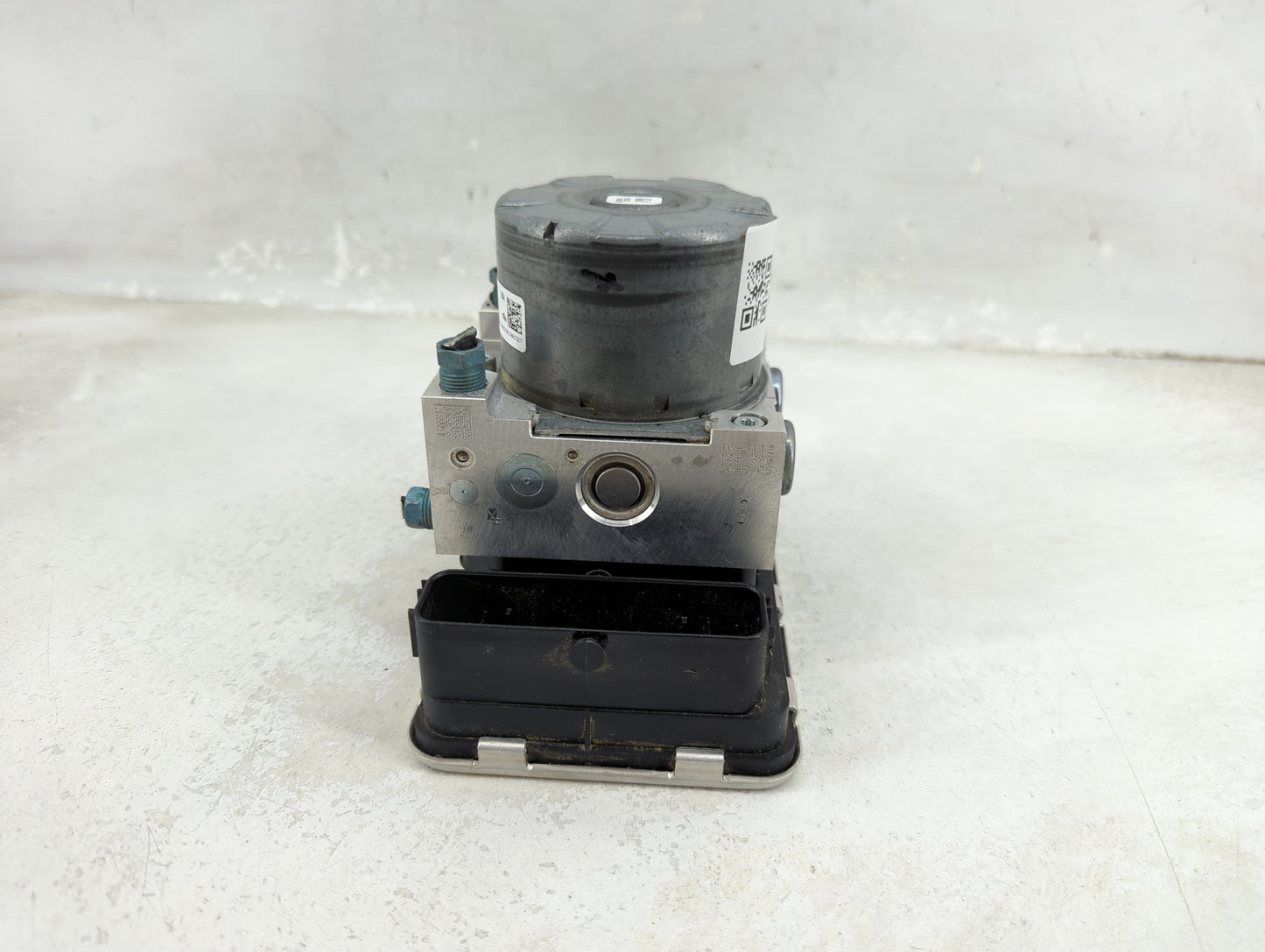2021 Bmw 330i ABS Pump Control Module Replacement P/N:5A25EE0-01 Fits OEM Used Auto Parts - Oemusedautoparts1.com