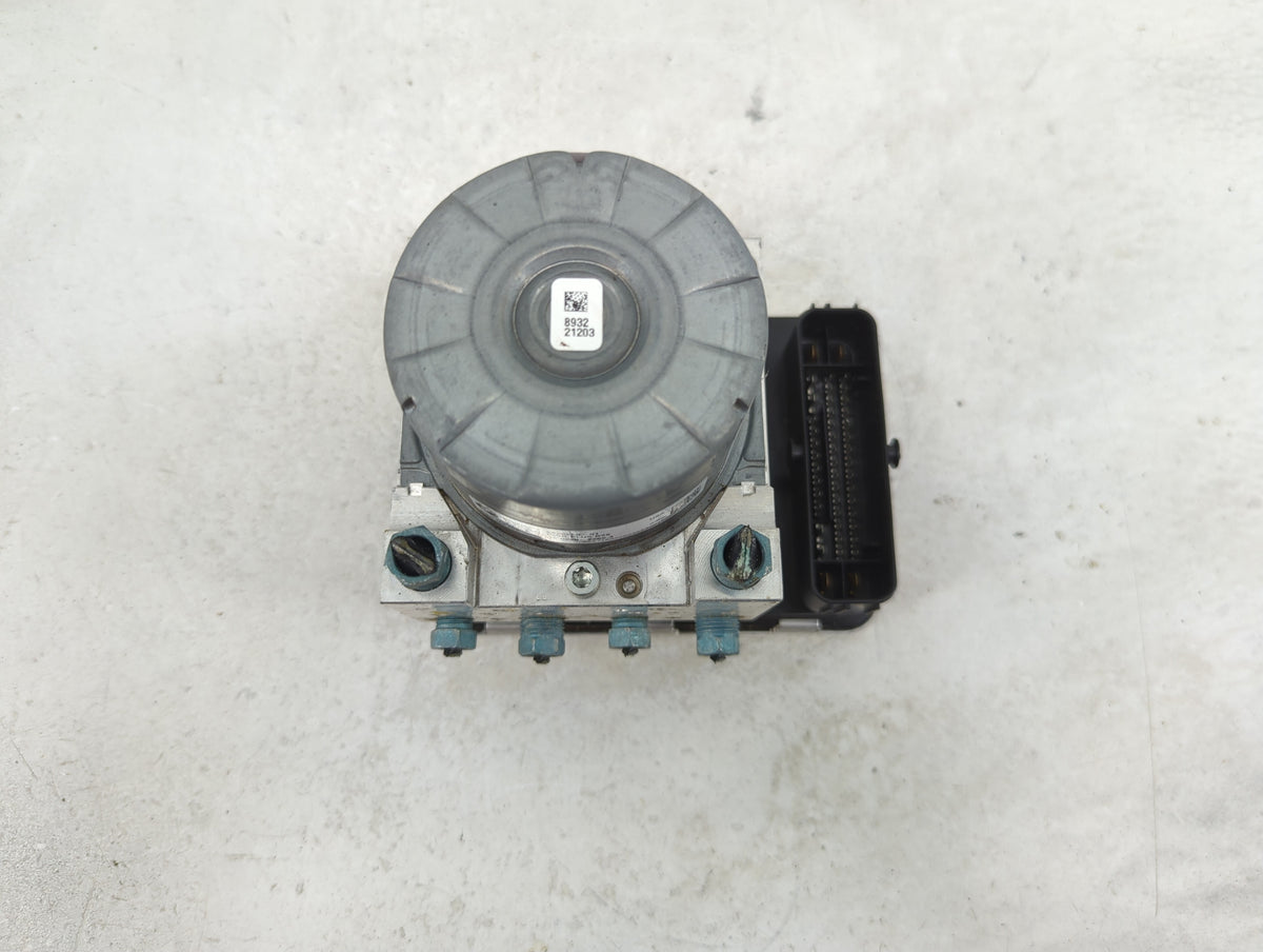 2021 Bmw 330i Anti-Lock Brake ABS Pump Module Actuator OEM P/N:5A25EE0-01 10.0220-2262.4 Fits OEM Used Auto Parts - Oemuseda