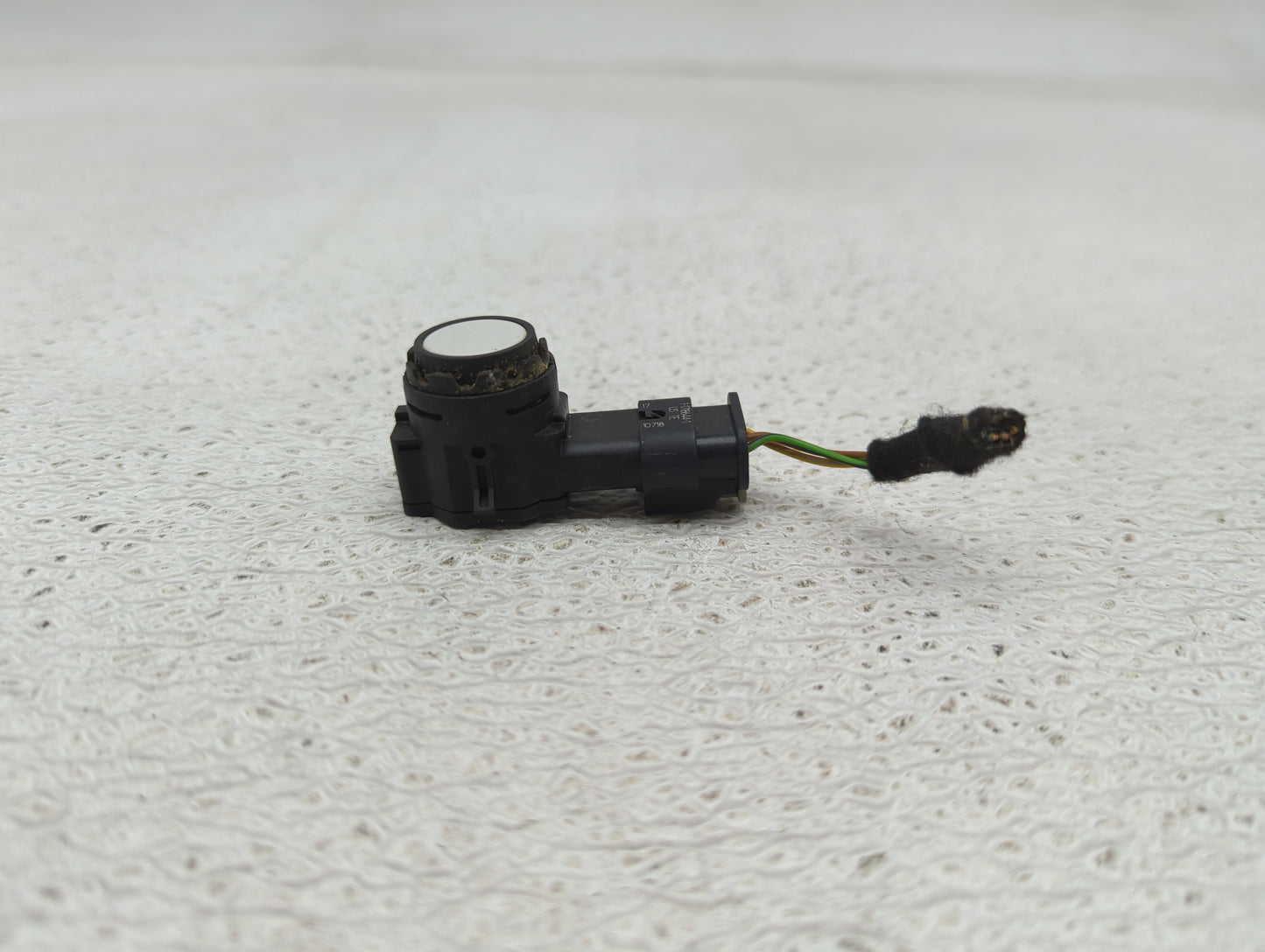 2021 Bmw 330i Front Park Assist Sensor White - Oemusedautoparts1.com