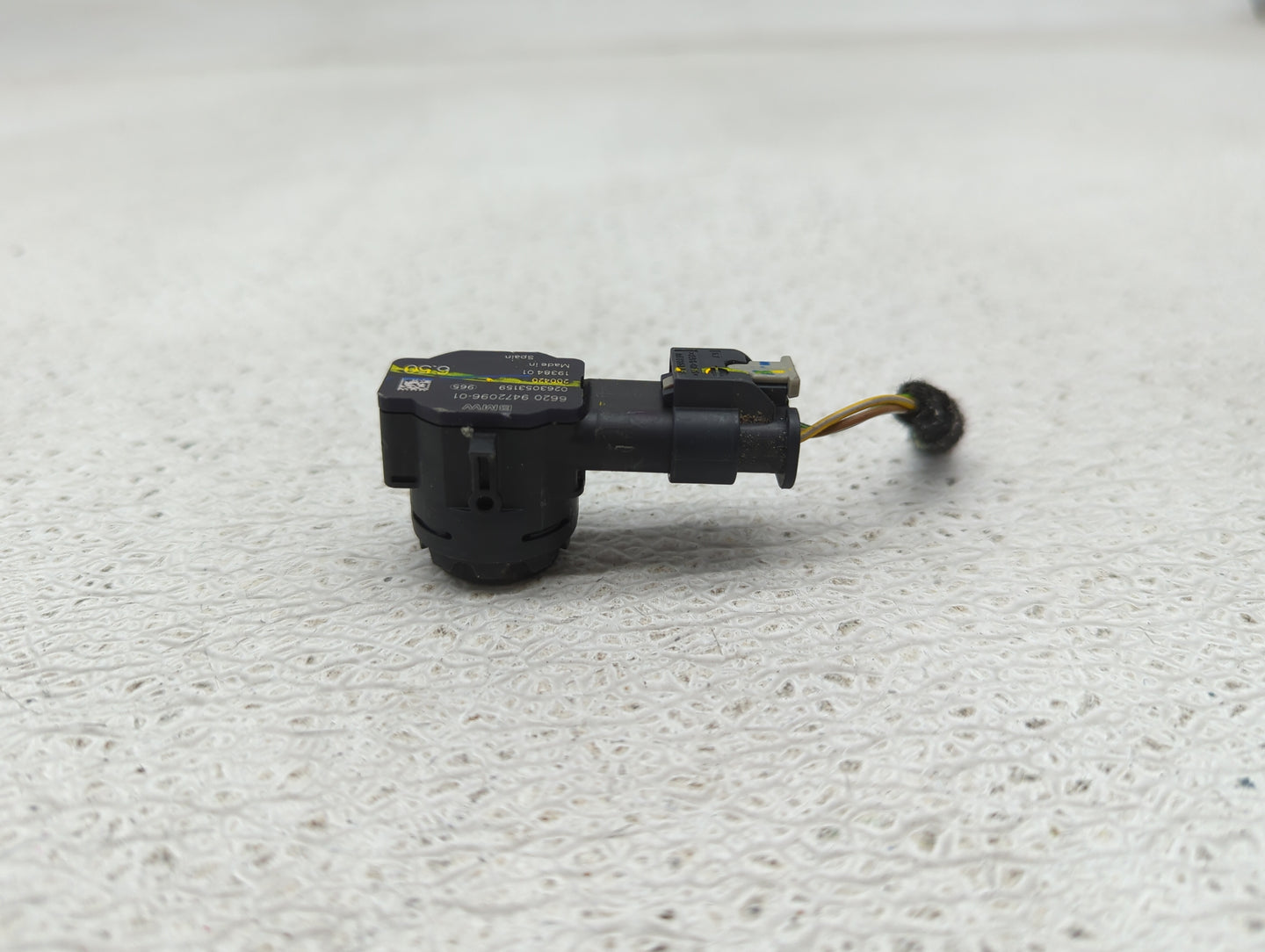 2021 Bmw 330i Front Park Assist Sensor White - Oemusedautoparts1.com