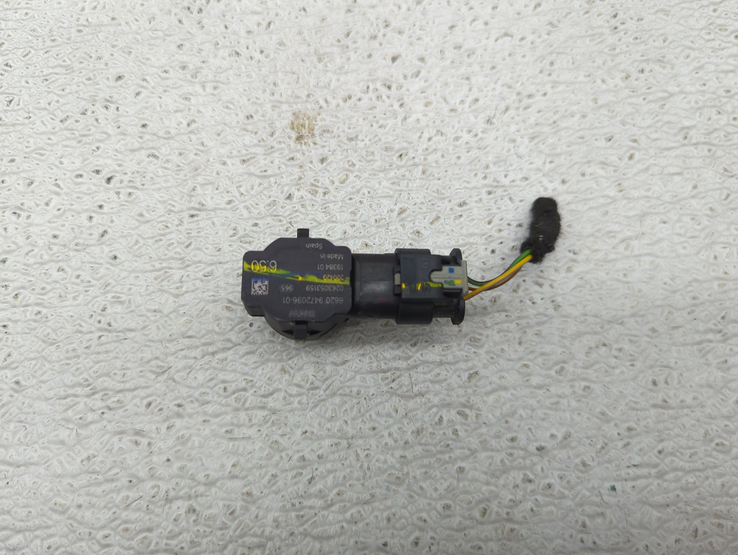 2021 Bmw 330i Front Park Assist Sensor White - Oemusedautoparts1.com