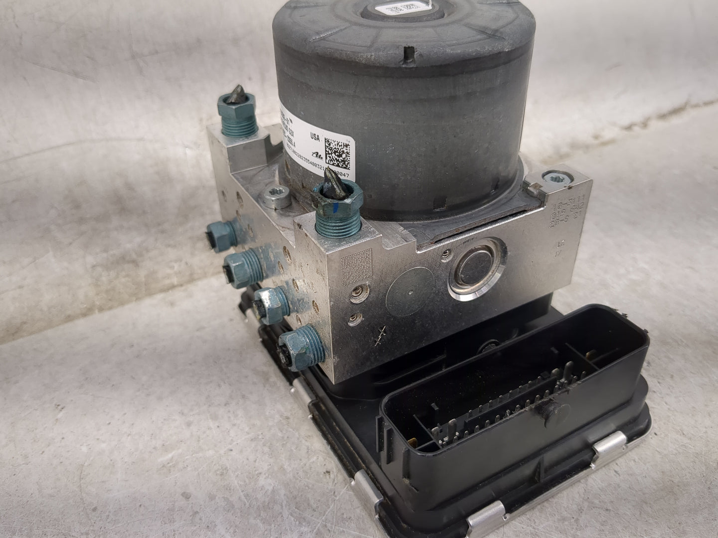 2021 Bmw 330i ABS Pump Control Module Replacement P/N:5A2A742-01 10.0220-2355.4, DSC MK100 Fits OEM Used Auto Parts - Oemuse