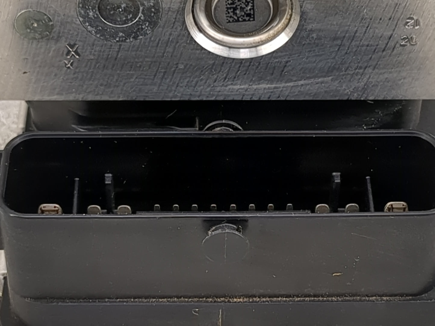 2021 Bmw 330i ABS Pump Control Module Replacement Fits OEM Used Auto Parts - Oemusedautoparts1.com