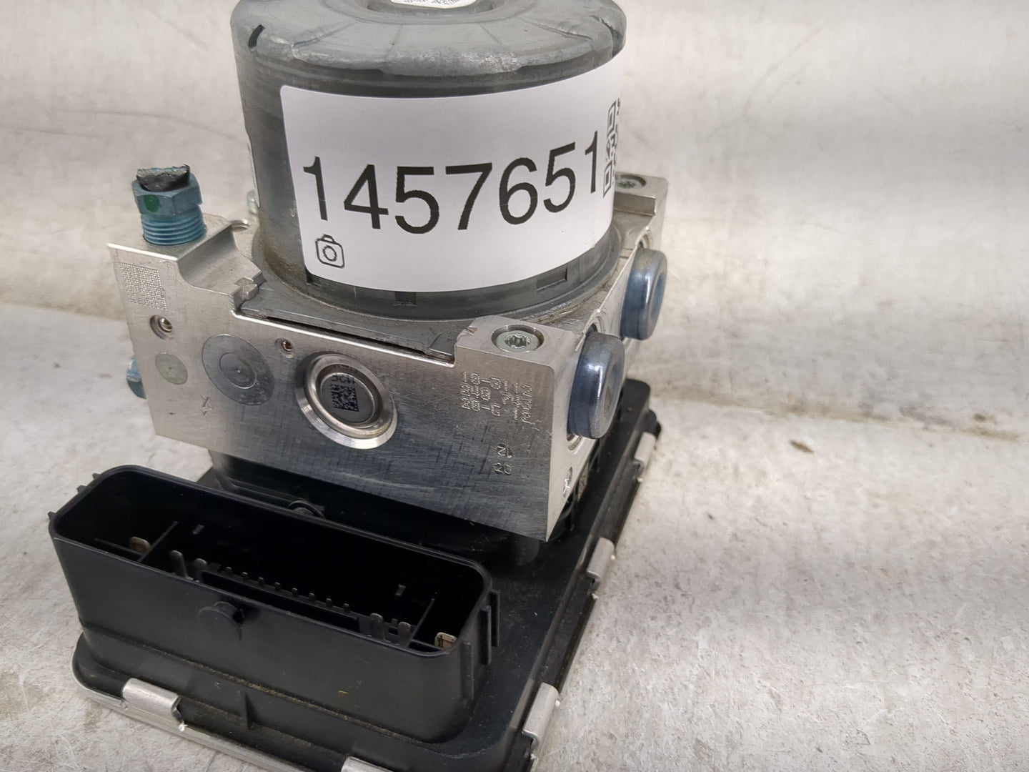 2021 Bmw 330i ABS Pump Control Module Replacement Fits OEM Used Auto Parts - Oemusedautoparts1.com