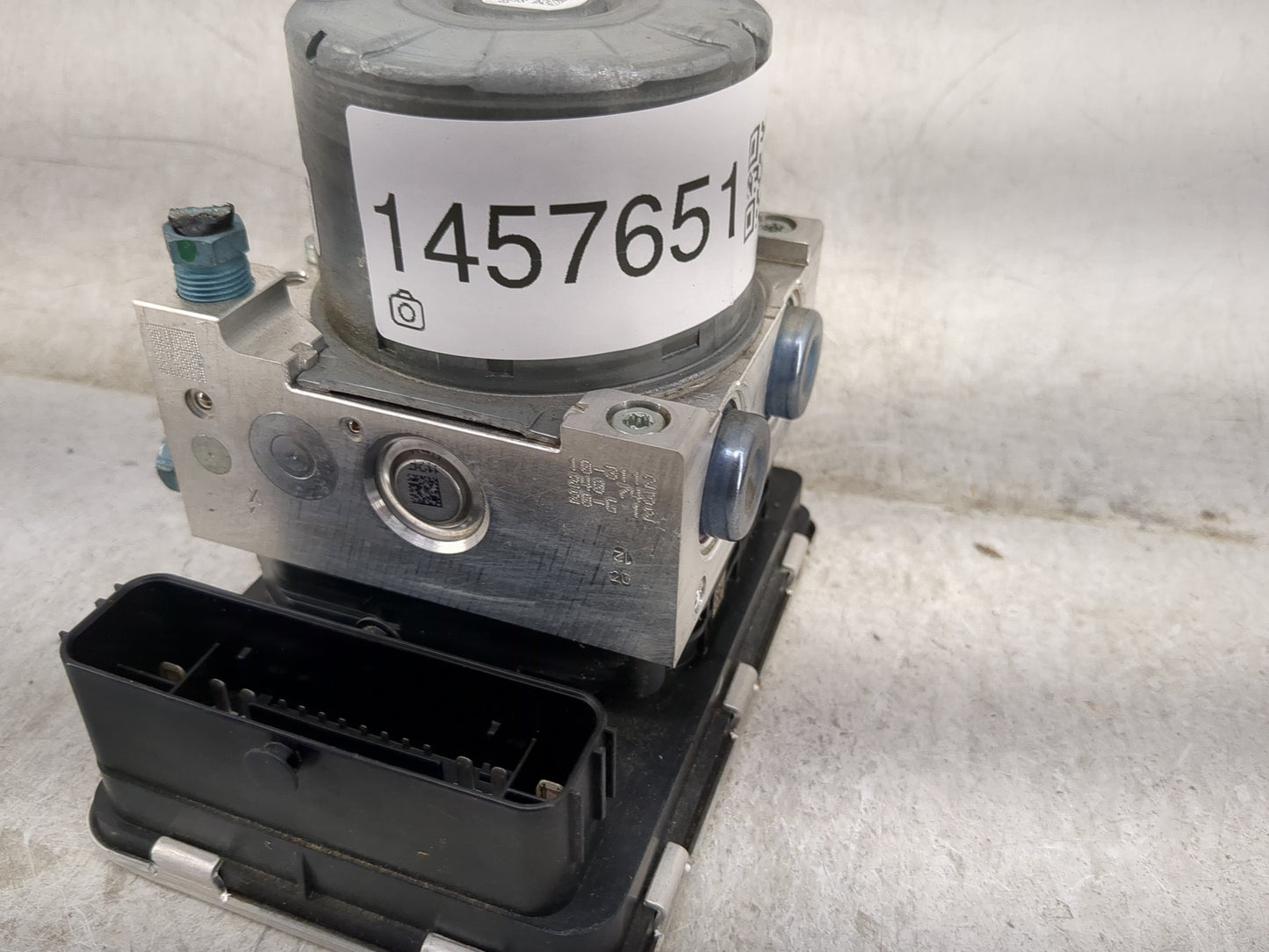 2021 Bmw 330i ABS Pump Control Module Replacement Fits OEM Used Auto Parts - Oemusedautoparts1.com