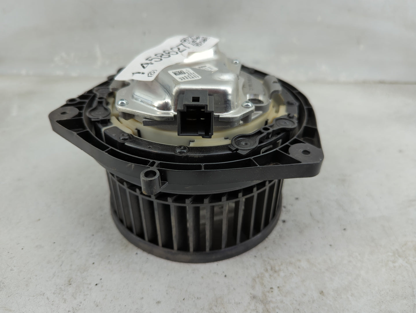 2021 Bmw 330i Heater AC Blower Motor P/N:T470307 Fits OEM Used Auto Parts - Oemusedautoparts1.com