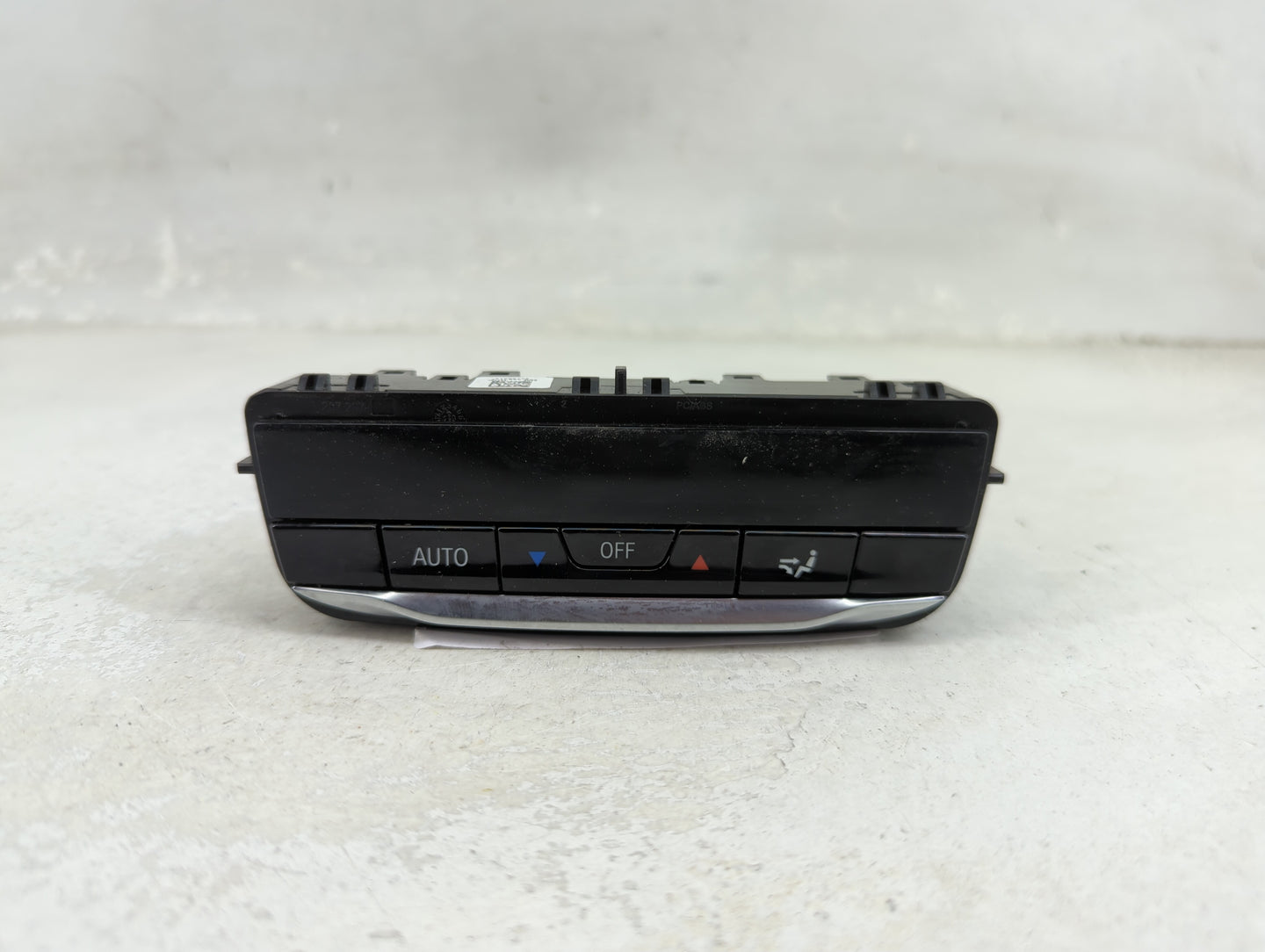 2019-2021 Bmw 330i Climate Control Module Temperature AC/Heater Replacement P/N:9493012-03 5HB013512-08 Fits Fits 2019 2020 