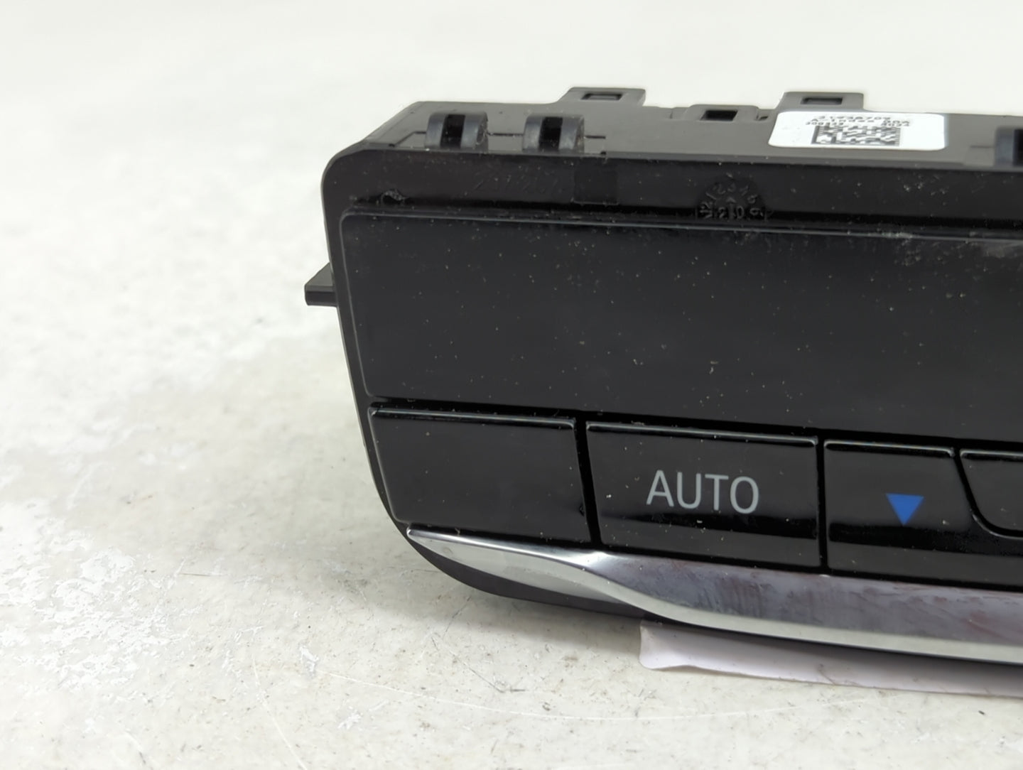 2019-2021 Bmw 330i Climate Control Module Temperature AC/Heater Replacement P/N:9493012-03 5HB013512-08 Fits Fits 2019 2020 