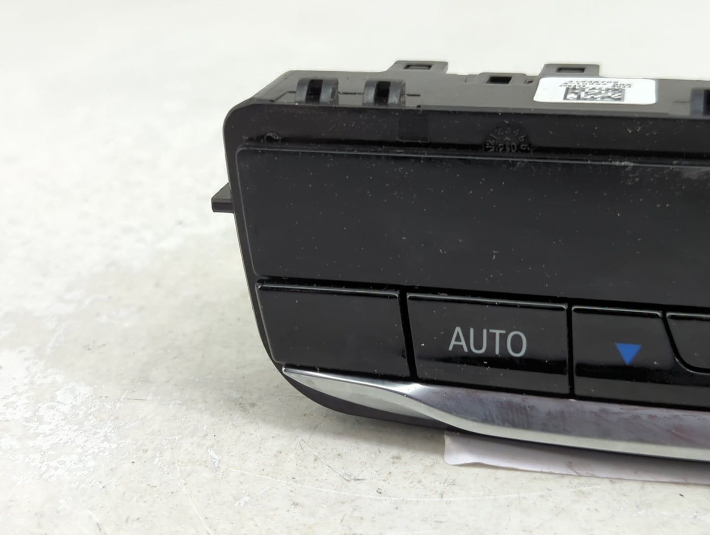 2019-2021 Bmw 330i Climate Control Module Temperature AC/Heater Replacement P/N:9493012-03 5HB013512-08 Fits Fits 2019 2020 