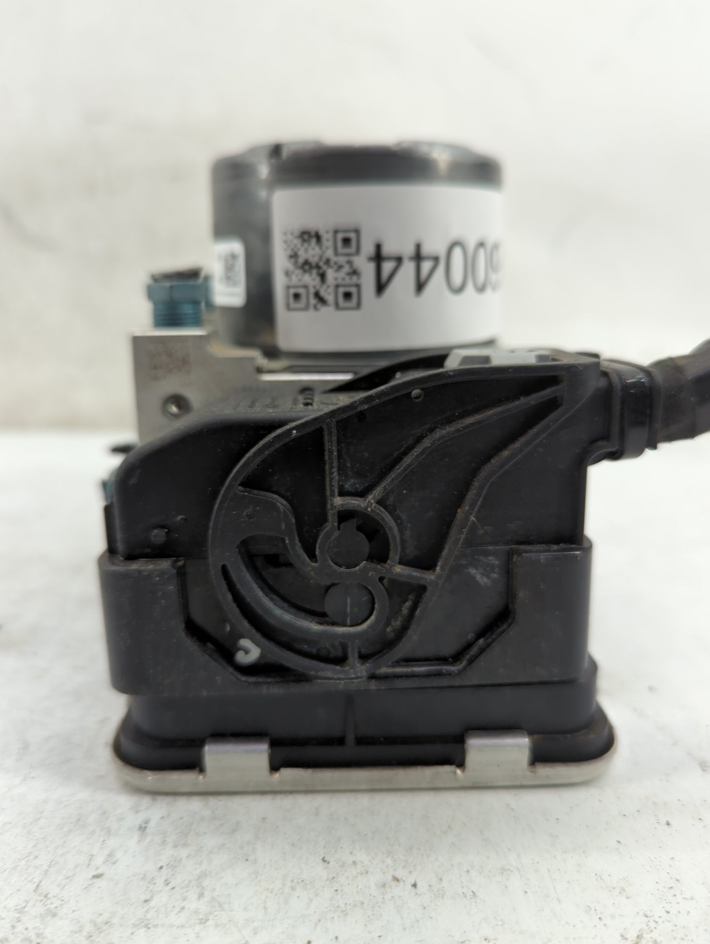 2021 Bmw 330i ABS Pump Control Module Replacement P/N:5A2A747-01 10.0220-2356.4, 5A2A748-01, 10.0912-0807, 10.0633-3Q391 Fit