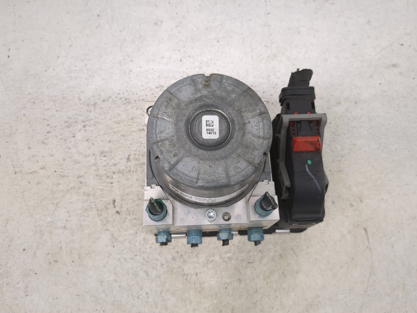 2021 Bmw 330i ABS Pump Control Module Replacement P/N:5A2D749-01 10.0220-2335.4 Fits Fits 2020 OEM Used Auto Parts - Oemused