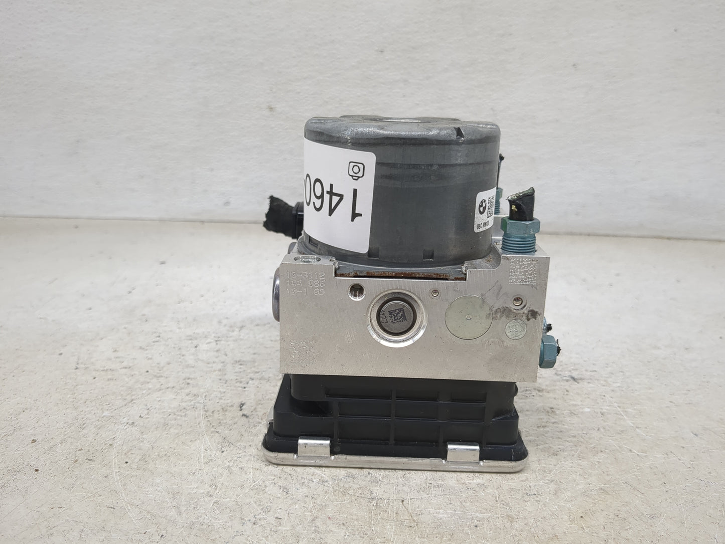 2021 Bmw 330i ABS Pump Control Module Replacement P/N:5A2D749-01 10.0220-2335.4 Fits Fits 2020 OEM Used Auto Parts - Oemused