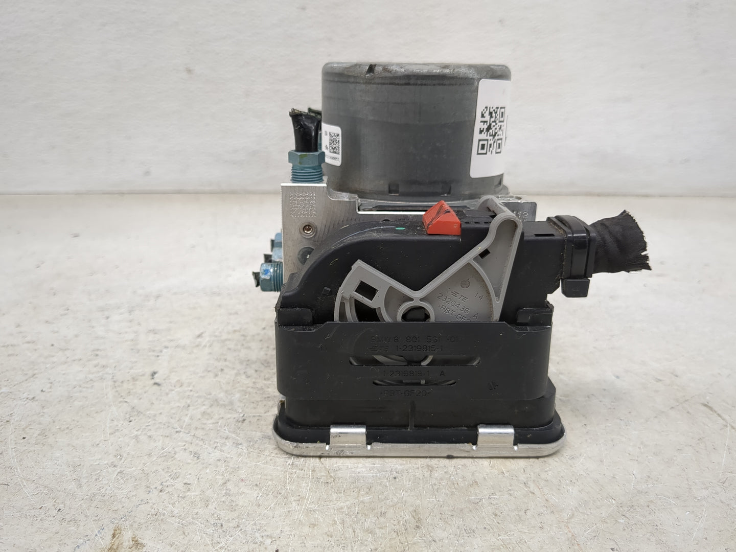 2021 Bmw 330i ABS Pump Control Module Replacement P/N:5A2D749-01 10.0220-2335.4 Fits Fits 2020 OEM Used Auto Parts - Oemused