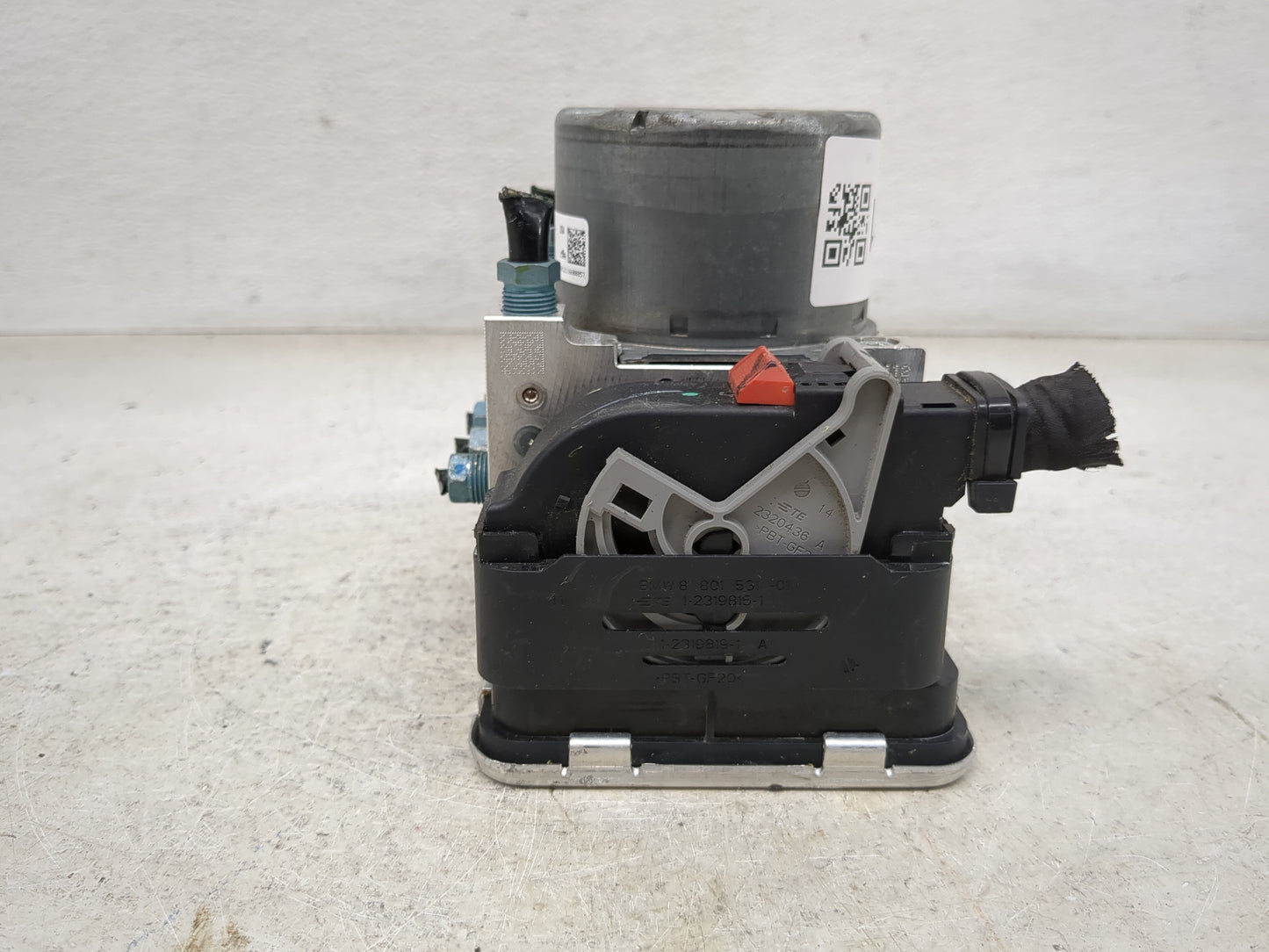 2021 Bmw 330i ABS Pump Control Module Replacement P/N:5A2D749-01 10.0220-2335.4 Fits Fits 2020 OEM Used Auto Parts - Oemused