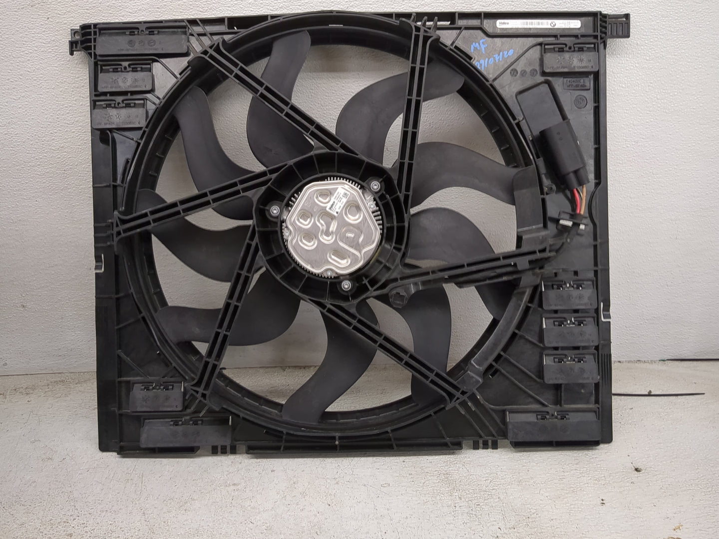 2021 Bmw 330i Electric Radiator Cooling Fan Motor Assembly 1460569 - Oemusedautoparts1.com