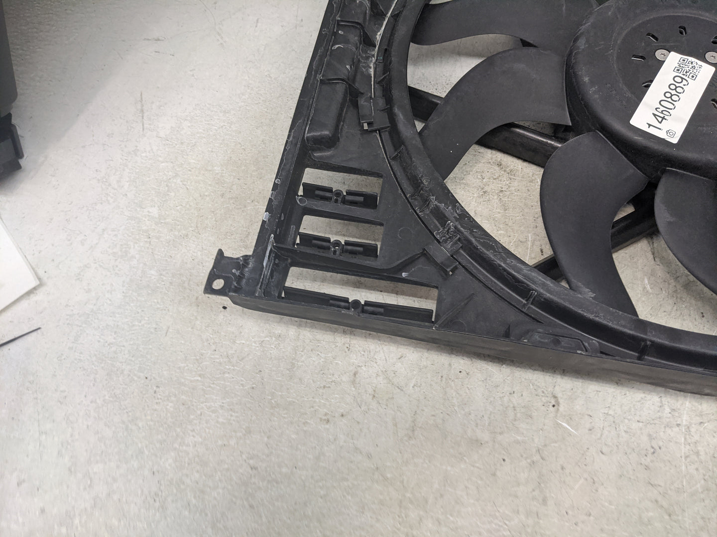 2021 Bmw 330i Electric Radiator Cooling Fan Motor Assembly 1460889 - Oemusedautoparts1.com