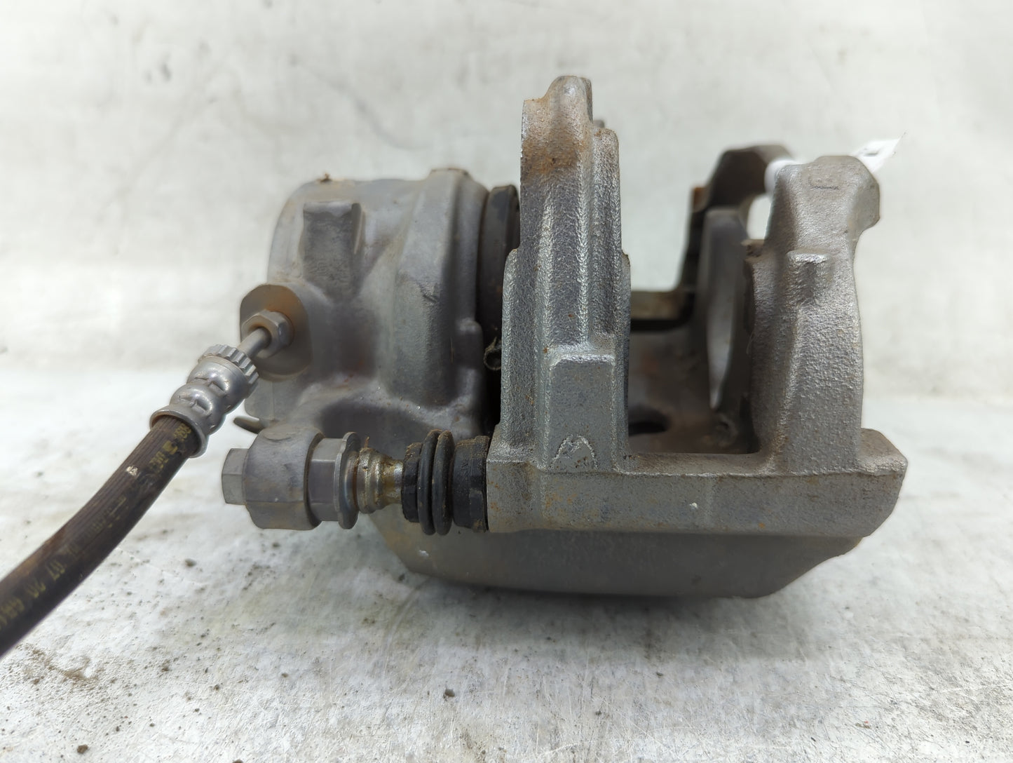 2021 Bmw 330i Front Passenger Right Brake Caliper 1460929 - Oemusedautoparts1.com