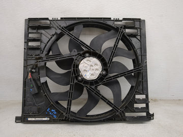 2021 Bmw 330i Electric Radiator Cooling Fan Motor Assembly P/N:17118666816 T20500C, T40400C, T006SC, F52168 Fits OEM Used Au