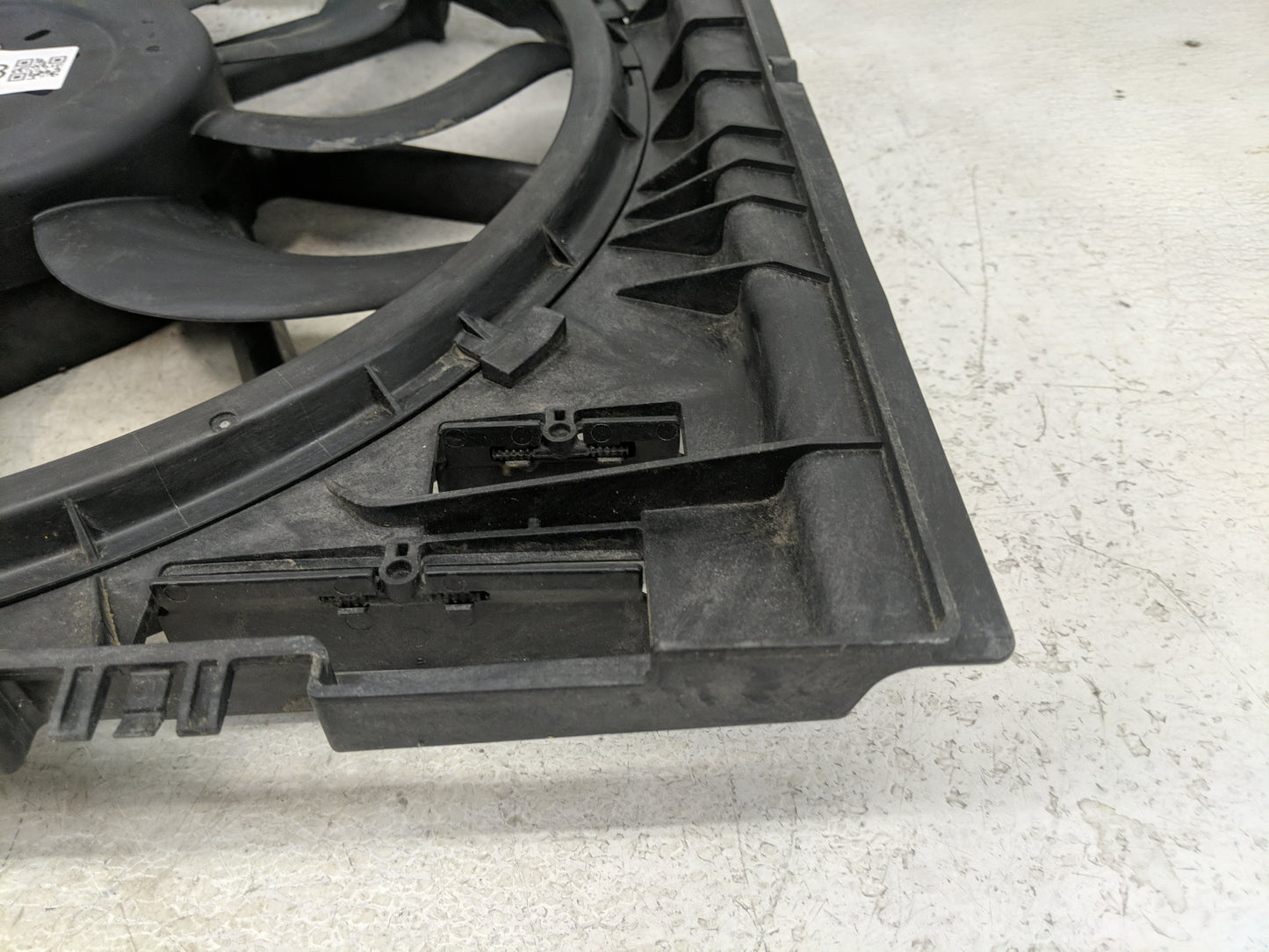 2021 Bmw 330i Electric Radiator Cooling Fan Motor Assembly 1461168 - Oemusedautoparts1.com