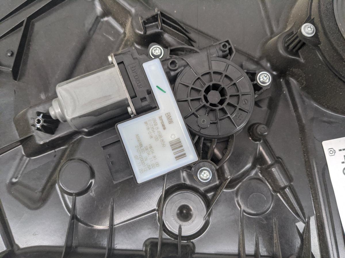 2019-2021 Bmw 330i Used Driver Left Front Window Regulator - Oemusedautoparts1.com