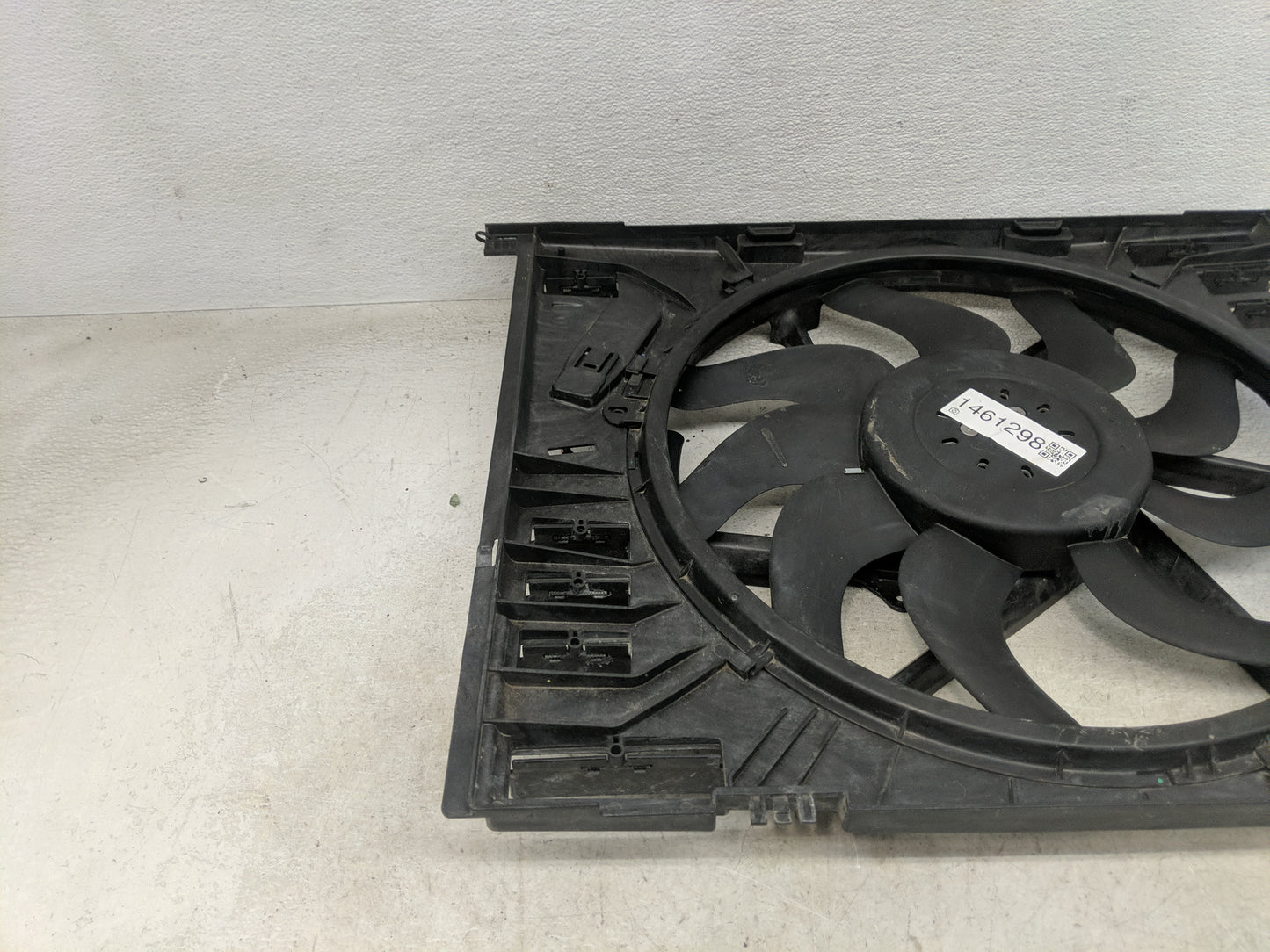 2019-2021 Bmw 330i Electric Radiator Cooling Fan Motor Assembly 1461298 - Oemusedautoparts1.com
