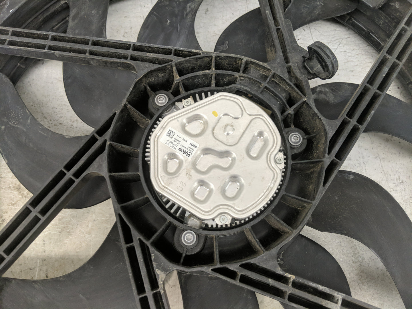 2019-2021 Bmw 330i Electric Radiator Cooling Fan Motor Assembly 1461441 - Oemusedautoparts1.com