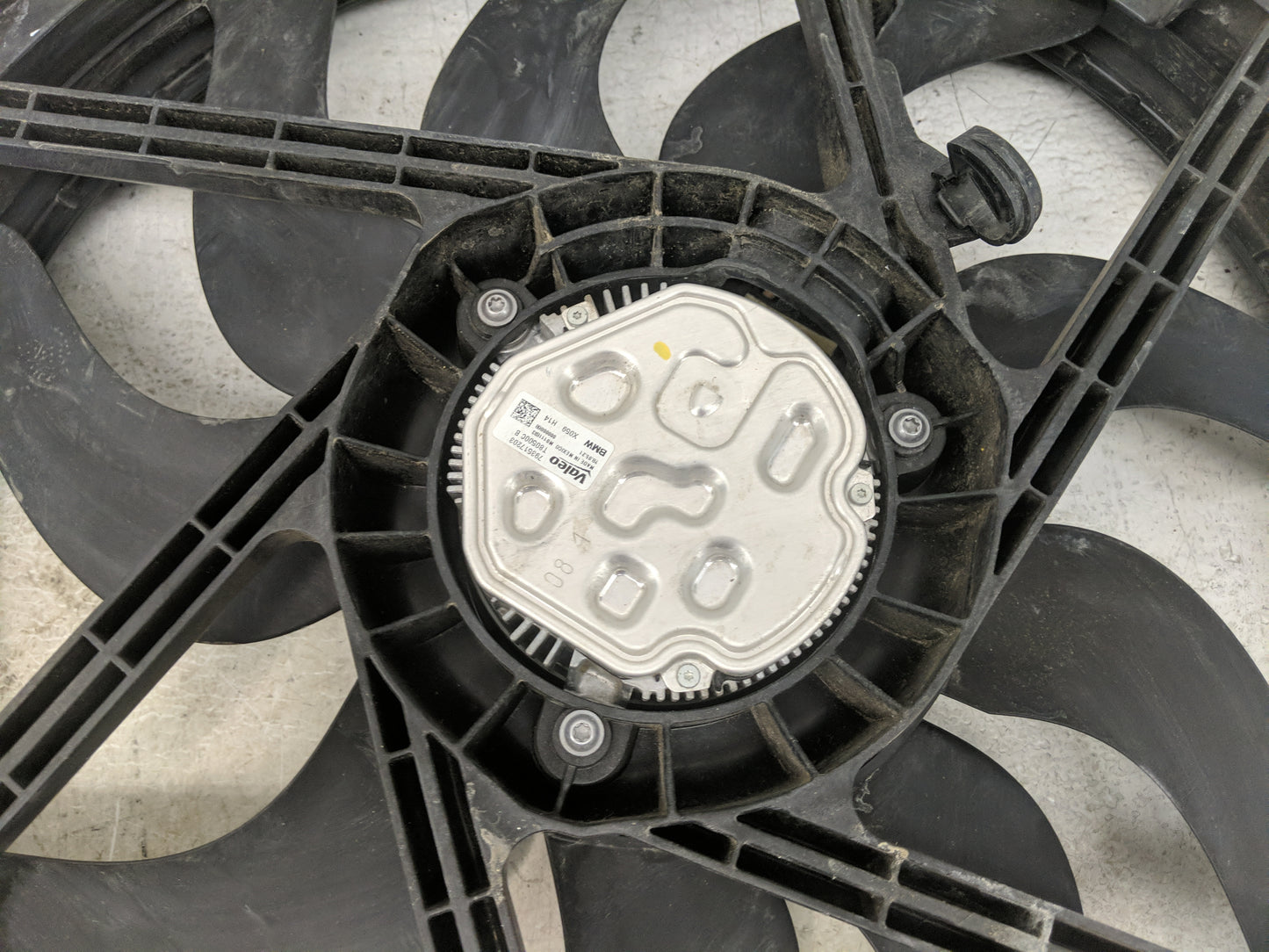 2019-2021 Bmw 330i Electric Radiator Cooling Fan Motor Assembly 1461441 - Oemusedautoparts1.com
