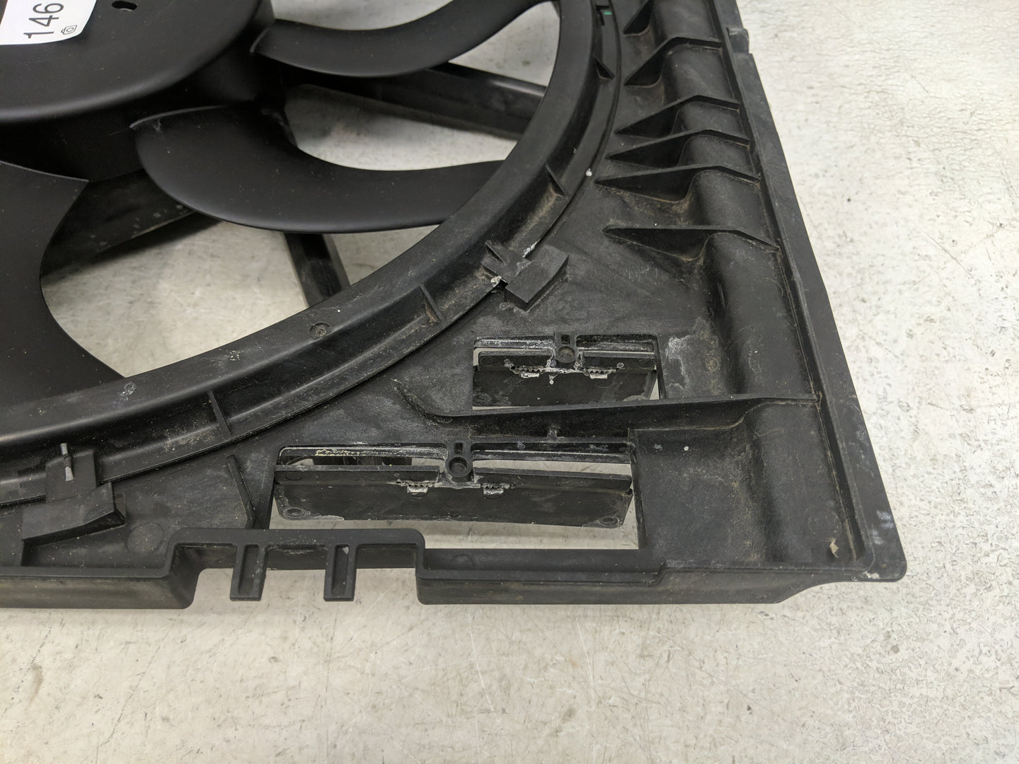2019-2021 Bmw 330i Electric Radiator Cooling Fan Motor Assembly - Oemusedautoparts1.com
