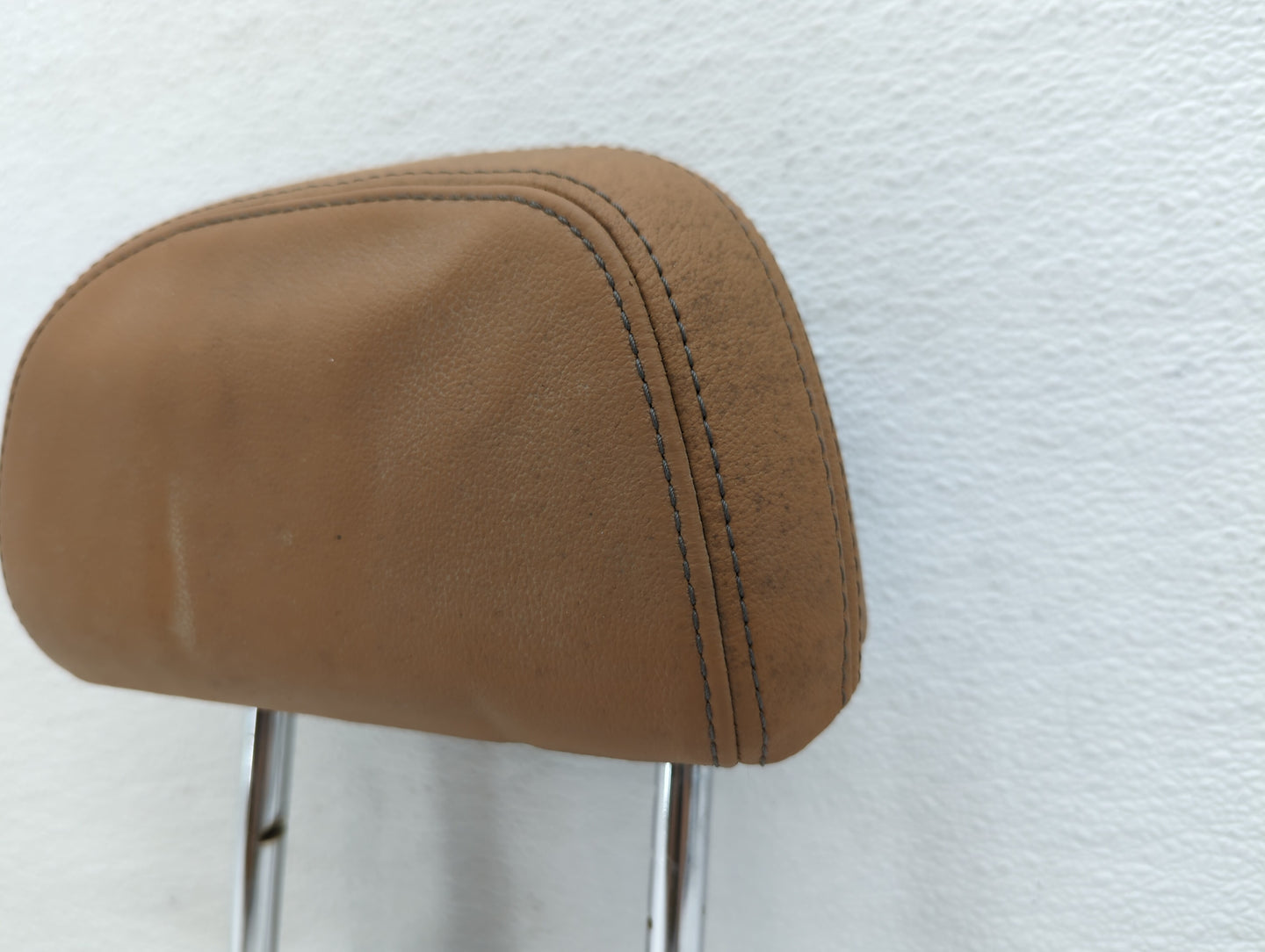 2019-2021 Bmw 330i Headrest Head Rest Rear Seat Fits Fits 2019 2020 2021 OEM Used Auto Parts - Oemusedautoparts1.com