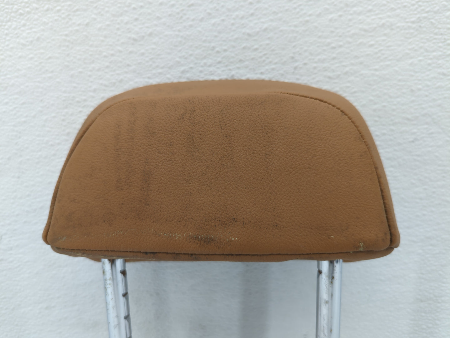 2019-2021 Bmw 330i Headrest Head Rest Rear Seat Fits Fits 2019 2020 2021 OEM Used Auto Parts - Oemusedautoparts1.com