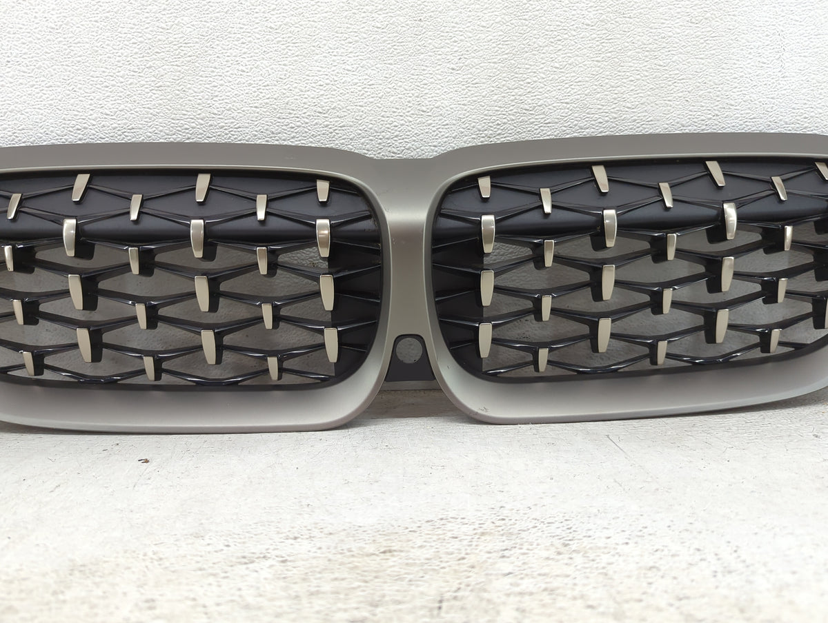 Bmw 340i Front Grille Bumper Not Included - Oemusedautoparts1.com
