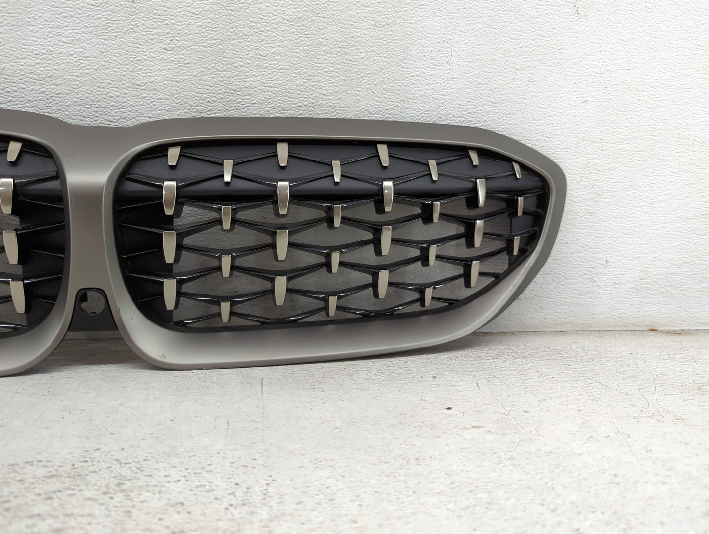 Bmw 340i Front Grille Bumper Not Included - Oemusedautoparts1.com