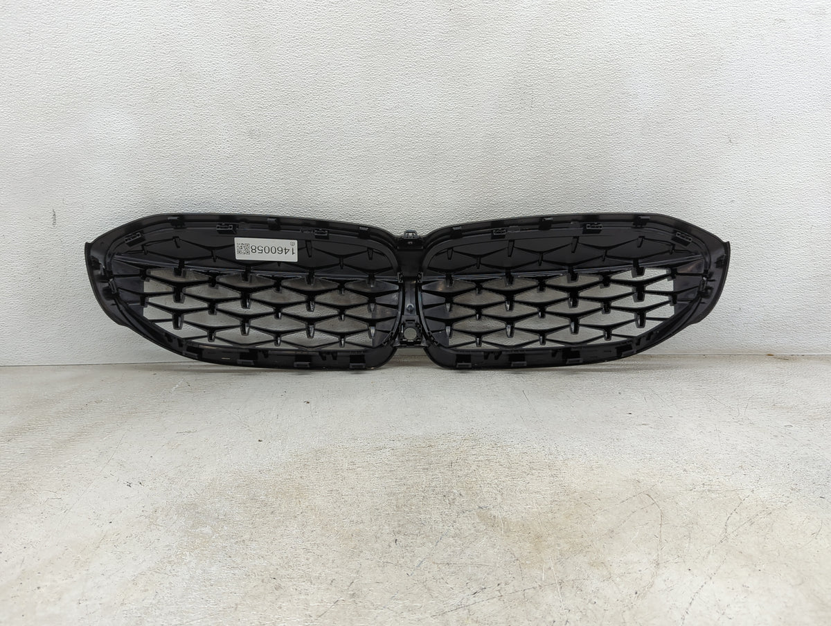 Bmw 340i Front Grille Bumper Not Included - Oemusedautoparts1.com