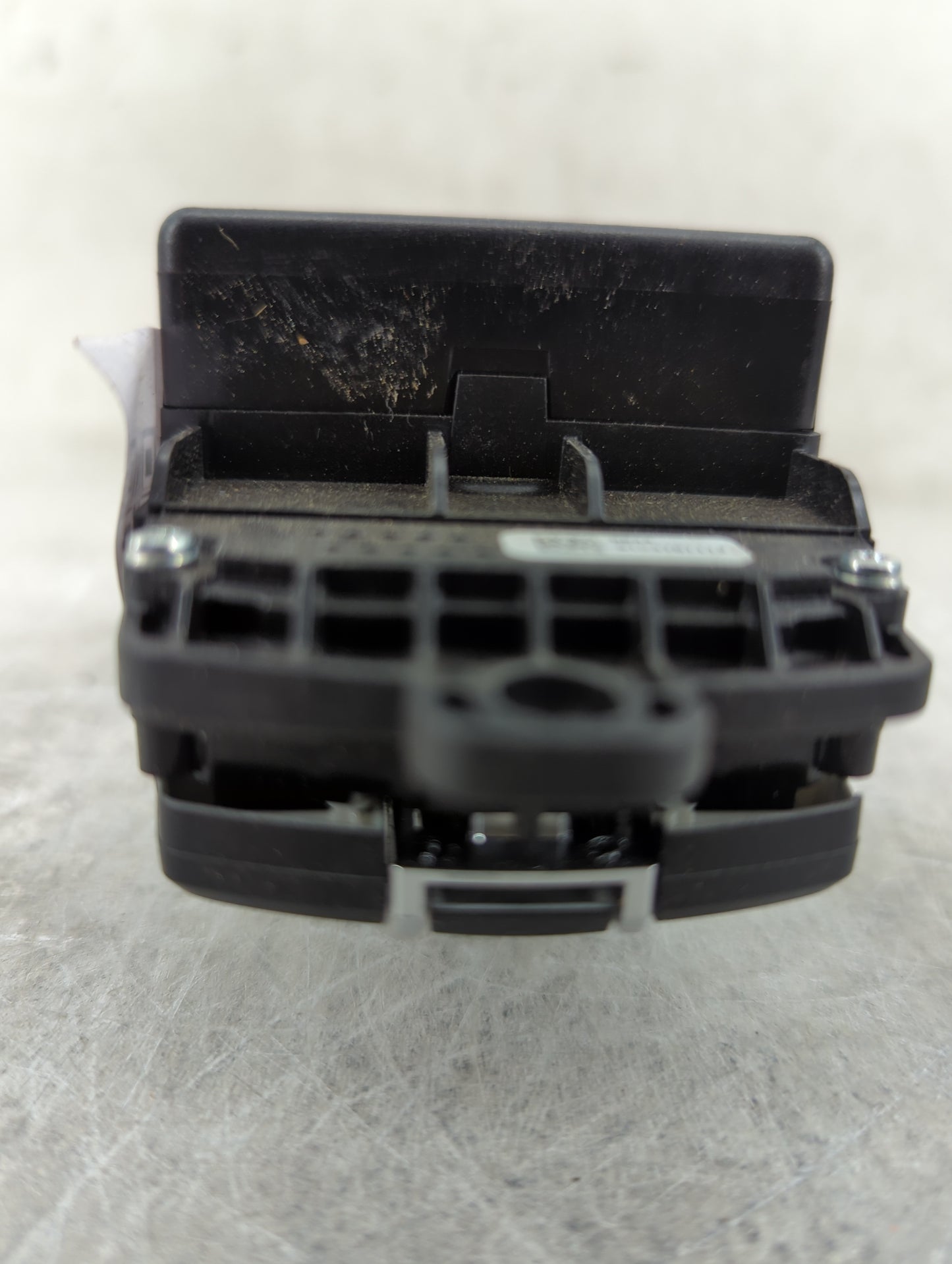2021 Bmw 530 Radio AM FM Cd Player Receiver Replacement P/N:65825A1 6582 5A14E64-01, ZBE-06-TC, 90160-057/0021 Fits OEM Used
