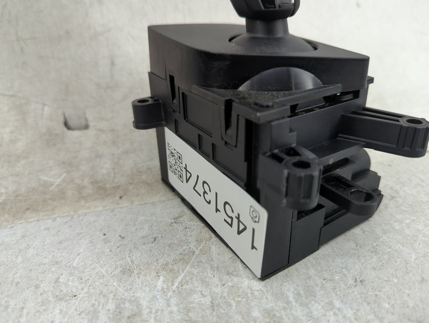 2021 Bmw 530i Floor Console Assembly Shifter - Oemusedautoparts1.com