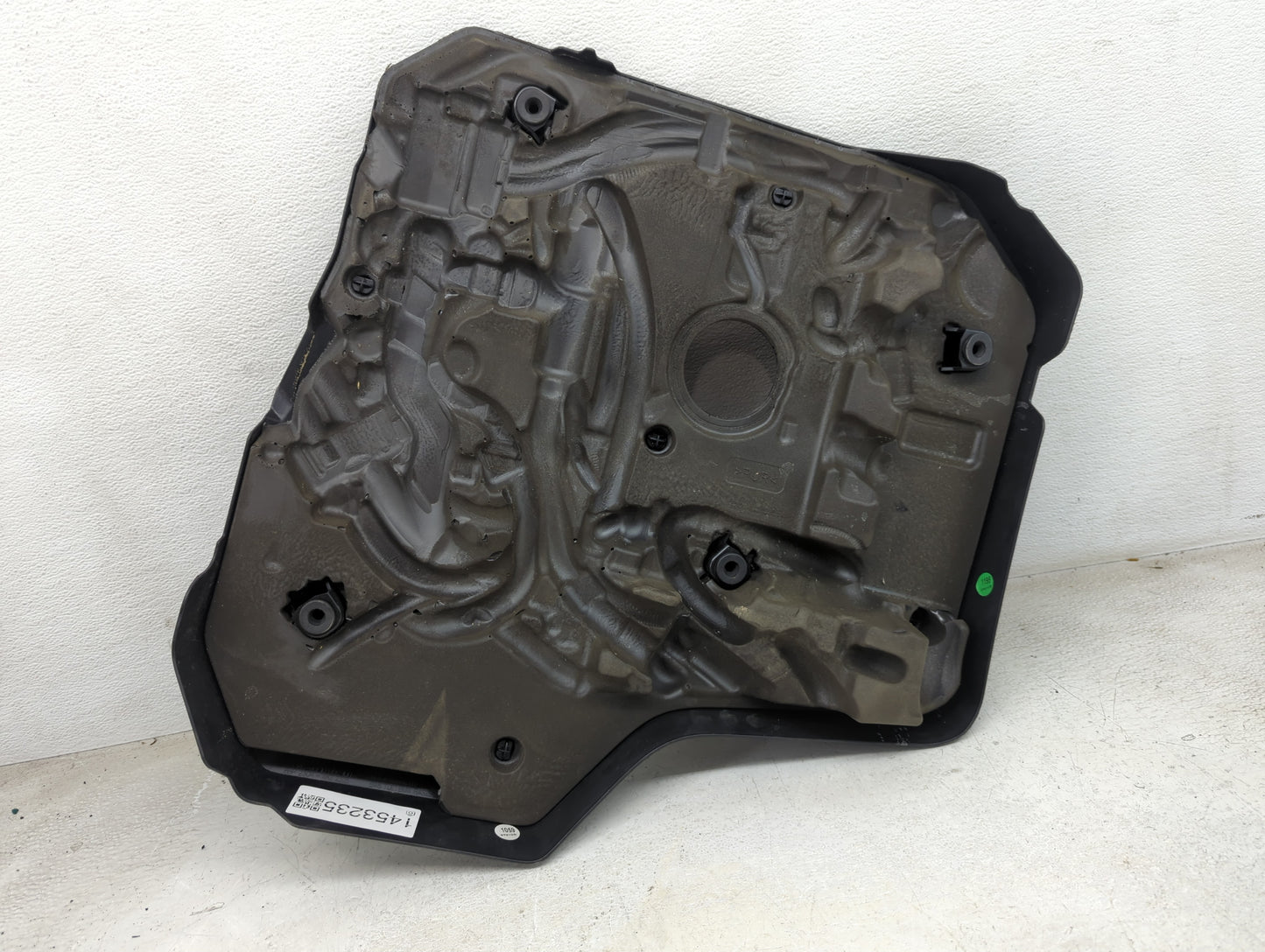 2021 Bmw 530i Engine Cover - Oemusedautoparts1.com