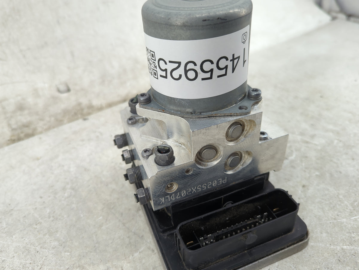 2021 Bmw 530i Anti-Lock Brake ABS Pump Module Actuator OEM P/N:5A28344 Fits OEM Used Auto Parts - Oemusedautoparts1.com