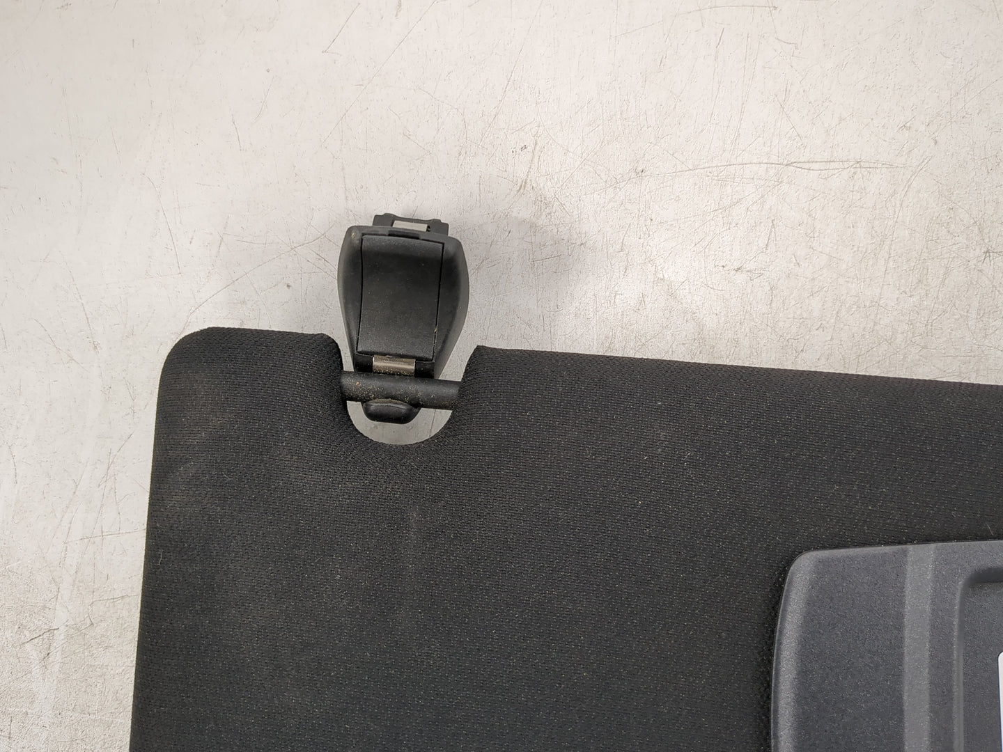 2021 Bmw 530i Sun Visor Shade Replacement Passenger Right Mirror Fits OEM Used Auto Parts - Oemusedautoparts1.com