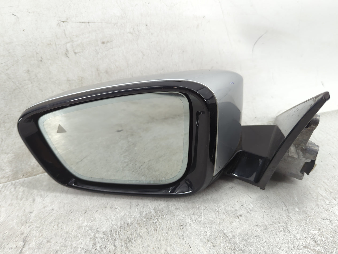 2021 Bmw 530i Driver Side View Mirror - Left Door Mirror OEM Used - Oemusedautoparts1.com