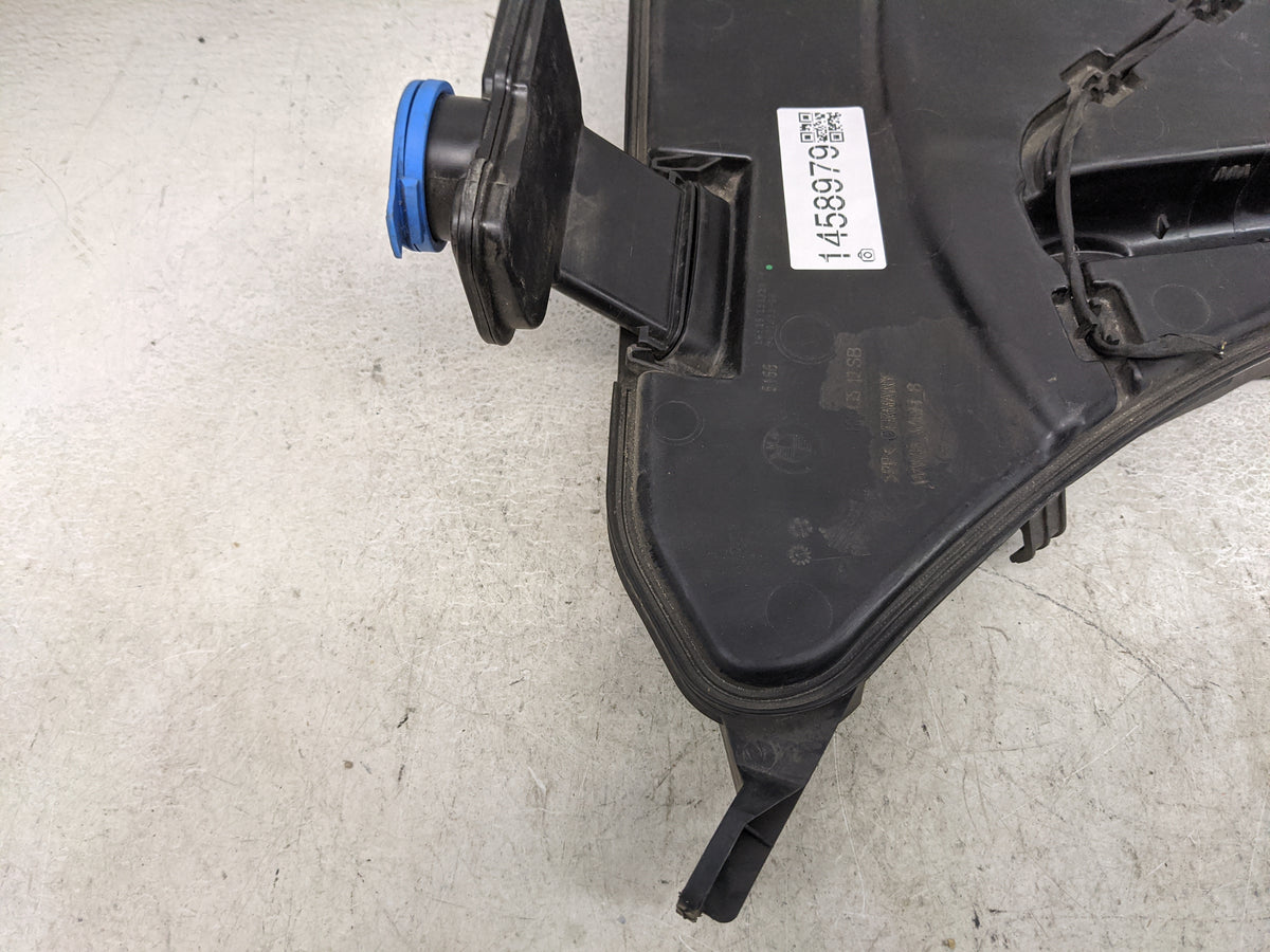 2021 Bmw 530i Windshield Washer Fluid Reservoir Bottle Oem - Oemusedautoparts1.com