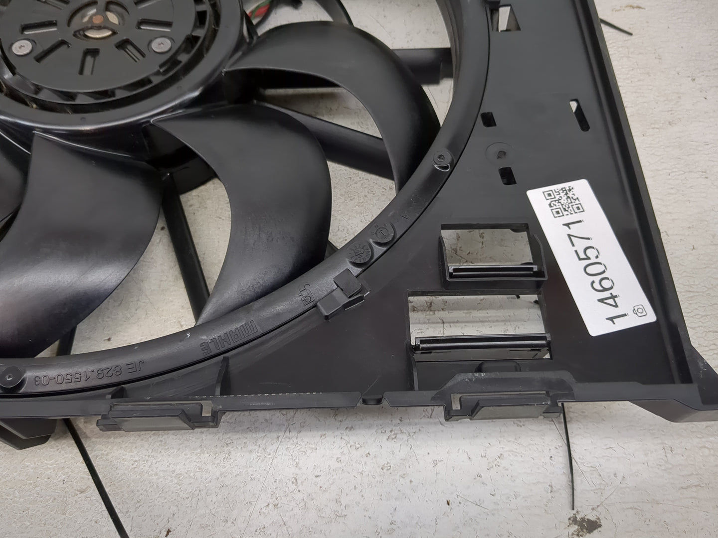 2021 Bmw 530i Electric Radiator Cooling Fan Motor Assembly - Oemusedautoparts1.com